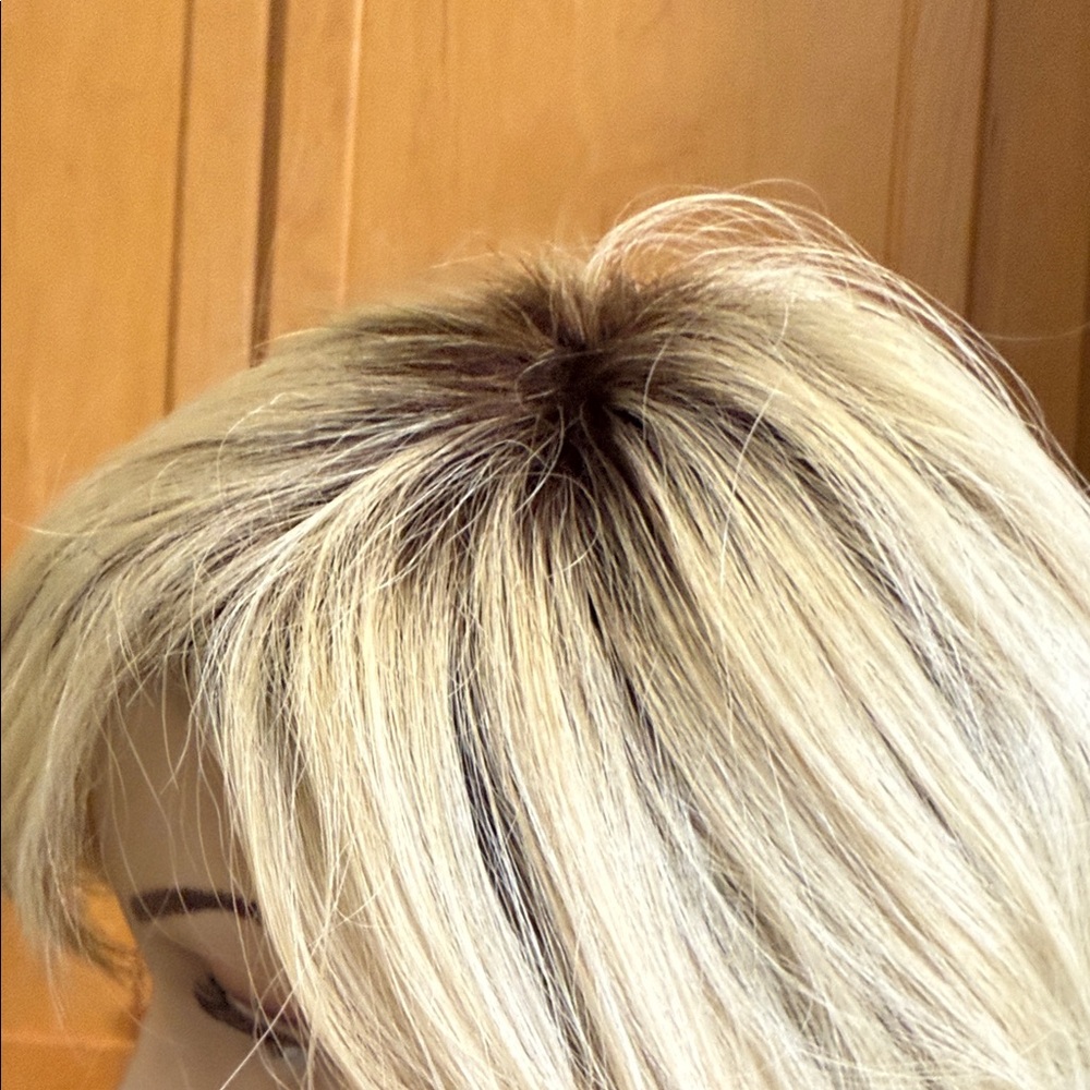 Noriko Sky Wig  1649 Elegant Light Blonde Wig Champagne Color - Picture 8 of 11